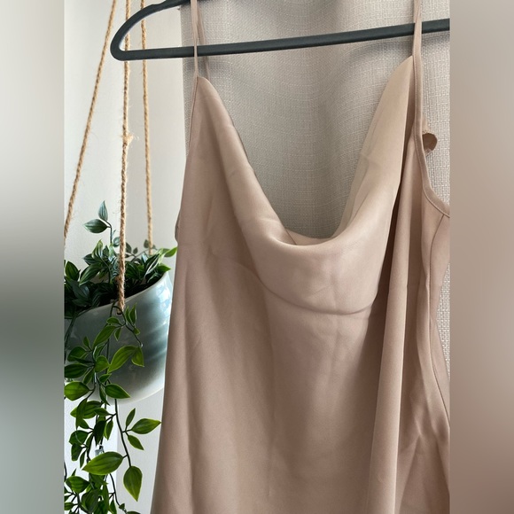 SHEIN silk dress - Picture 3 of 4